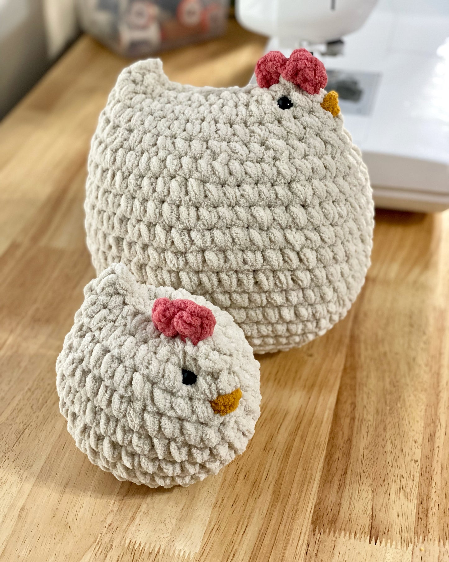Farmhouse Chicken Decor, Crochet Chickens, Chubby Chicken Decoration