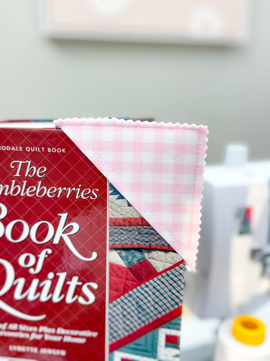 Pink Plaid & Rose Raw Edge Corner Bookmarks
