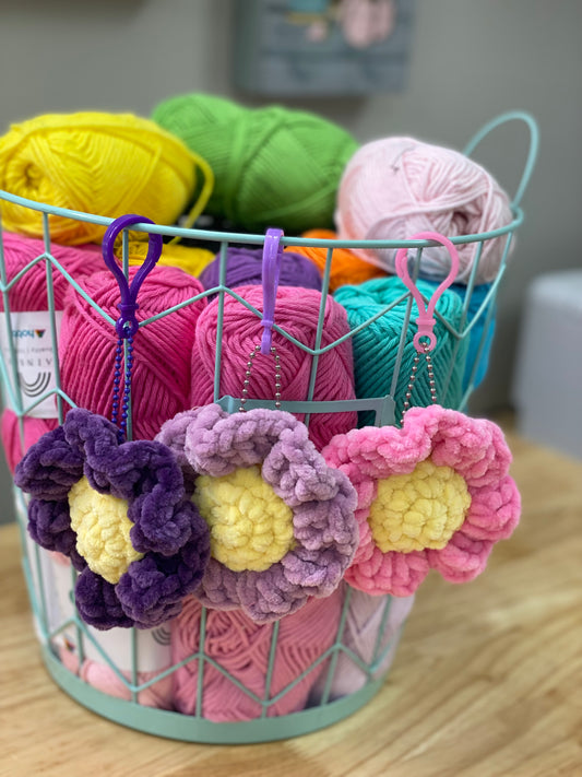 Daisy Flower Keychain