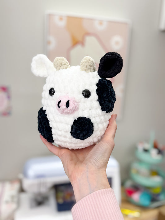 Black & White Squishy Cow Crochet Kit