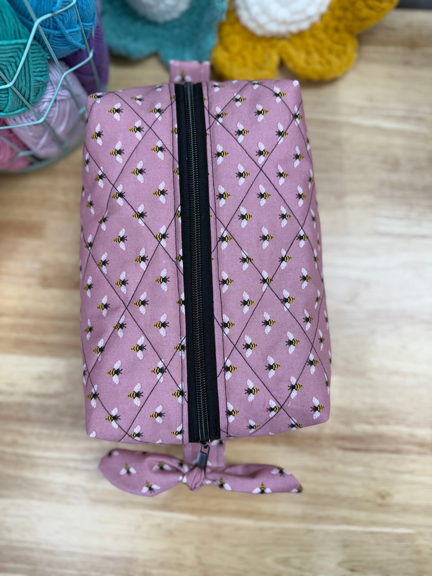 Mauve Bee Large Quilted Bow Bag