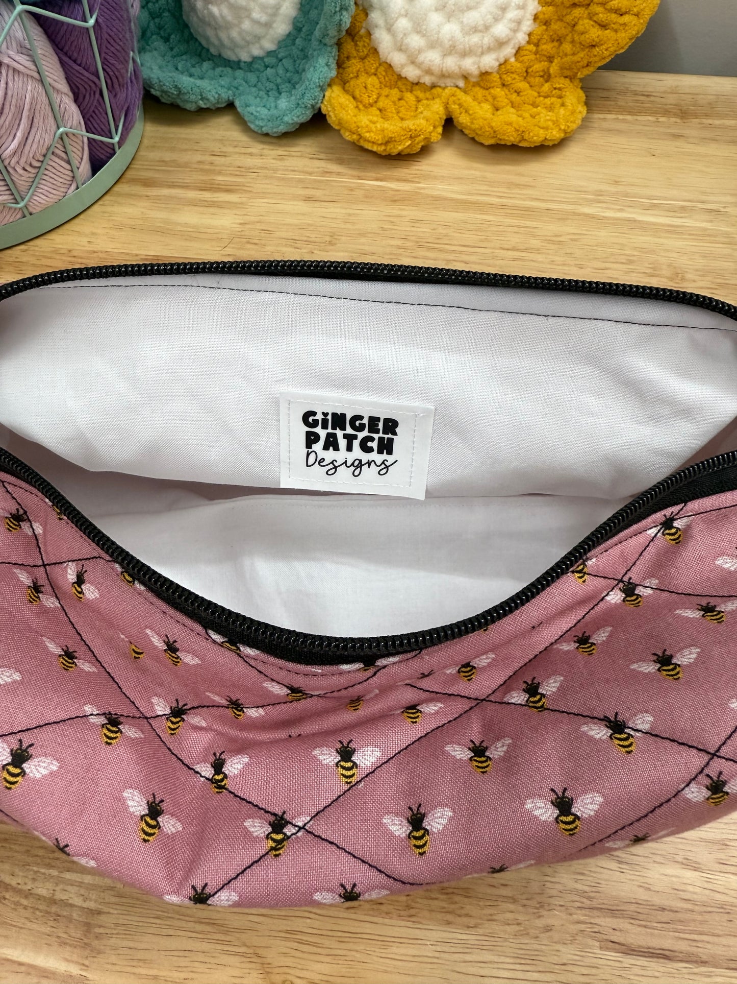 Mauve Bee Large Quilted Bow Bag