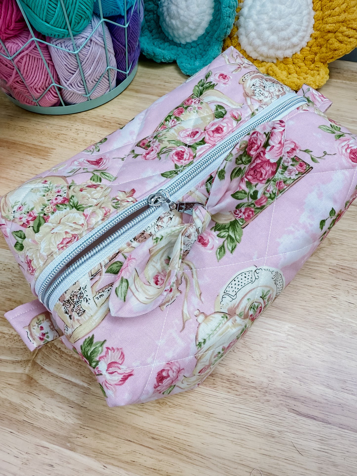 Pink Rose Tea Set Large Quilted Boxy Bag