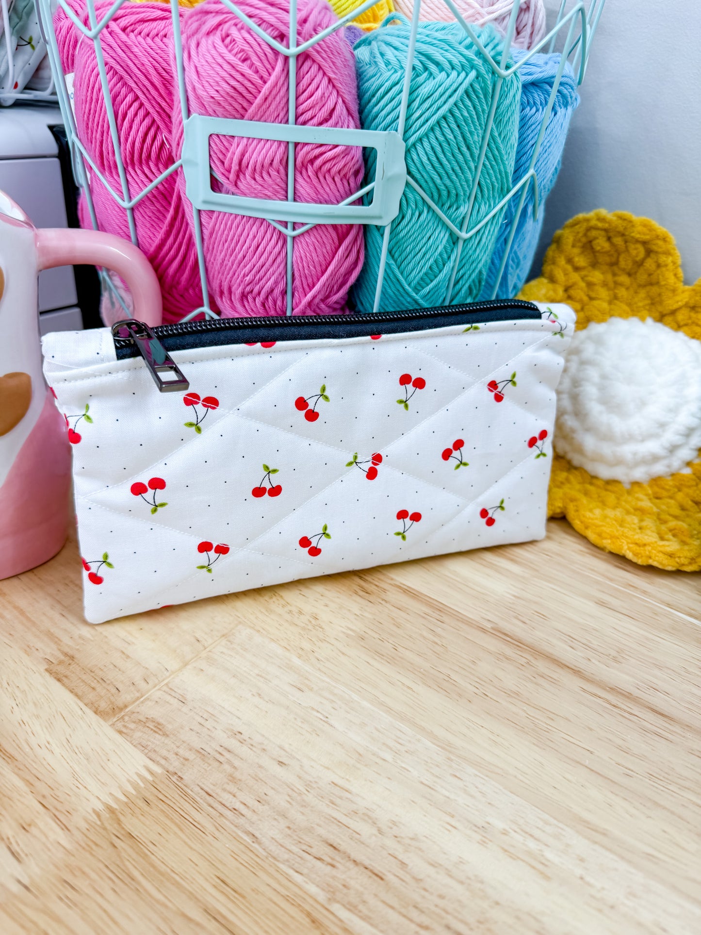 White Cherry Dot Flat Quilted Bow Pouch