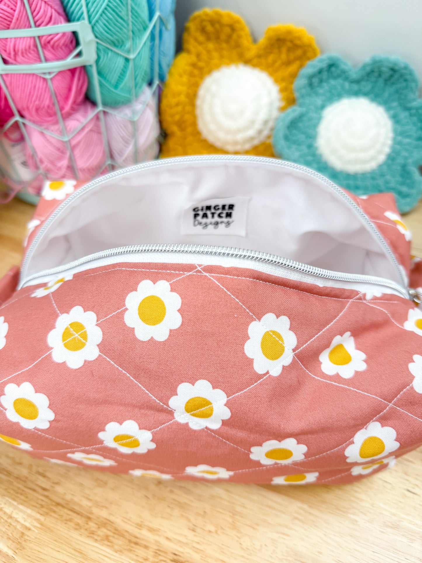 Daisy Quilted Boxy Bow Bag