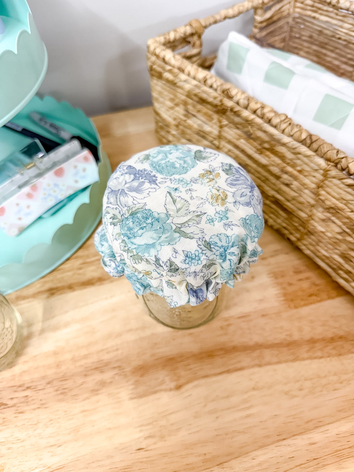 Reversible Jar Cover Vintage Blue Rose Floral