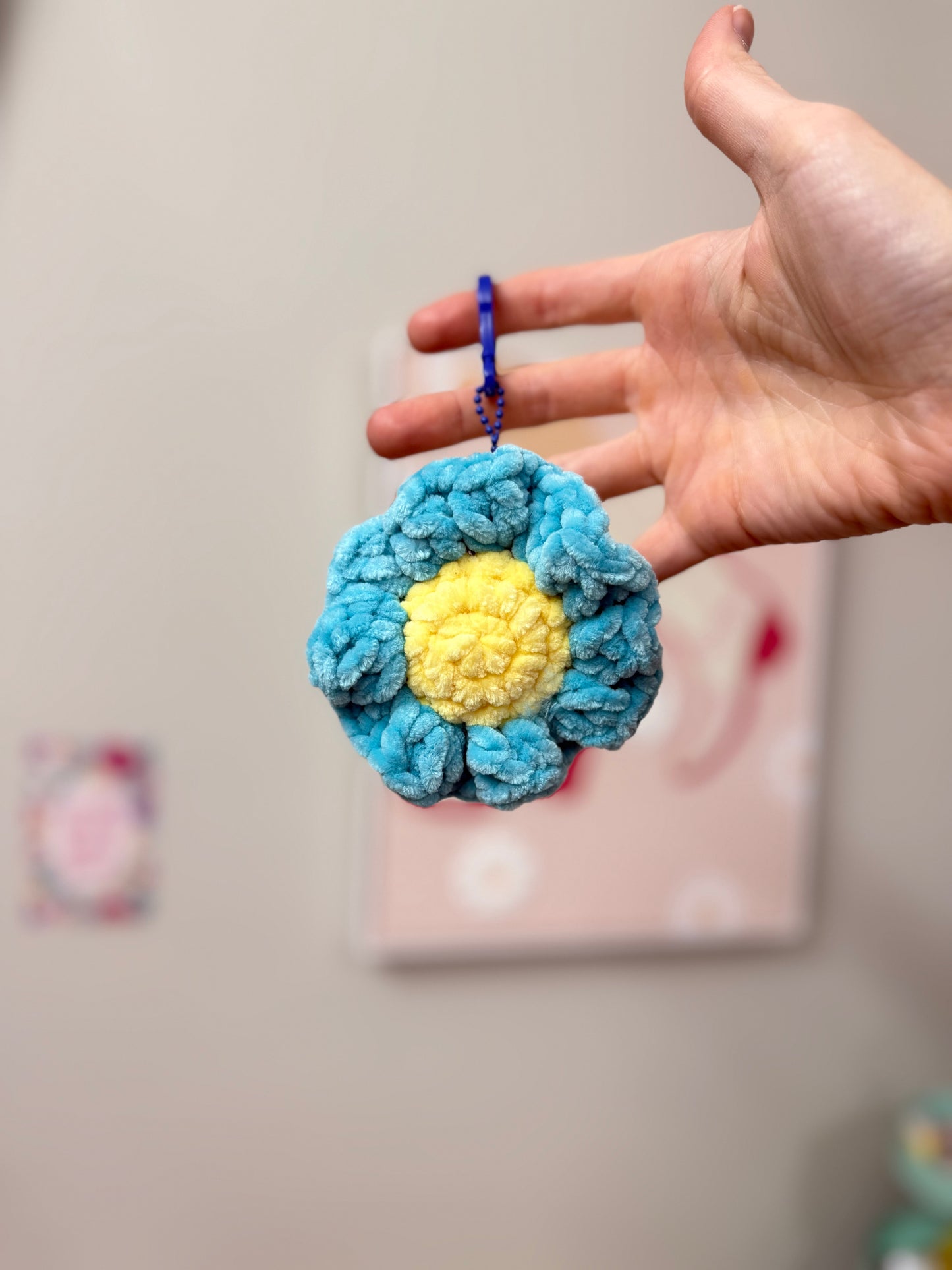 Daisy Flower Keychain
