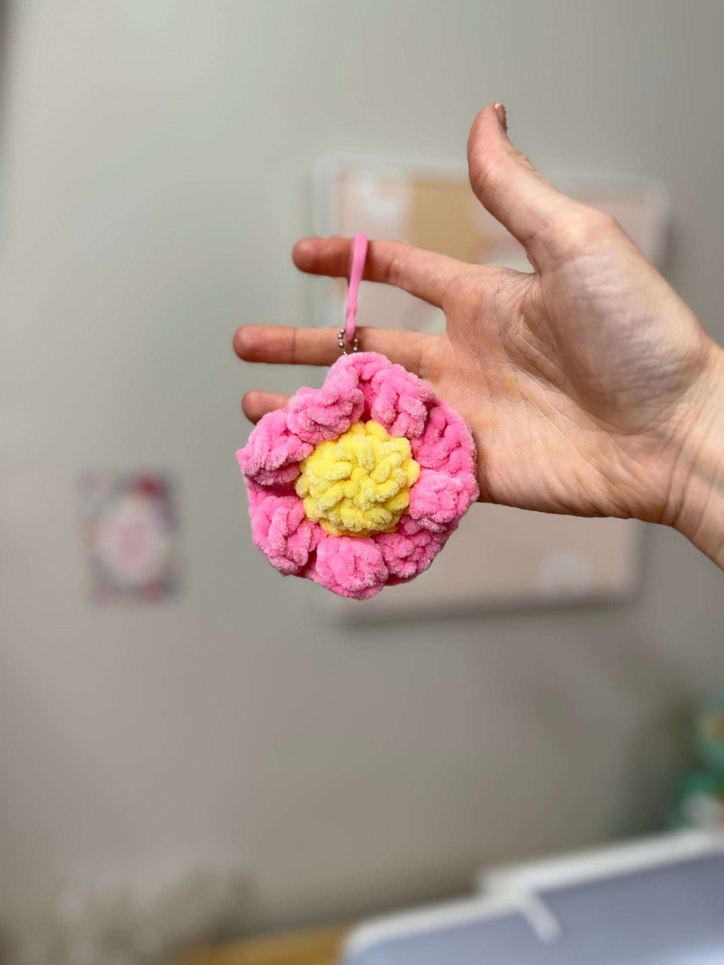 Daisy Flower Keychain