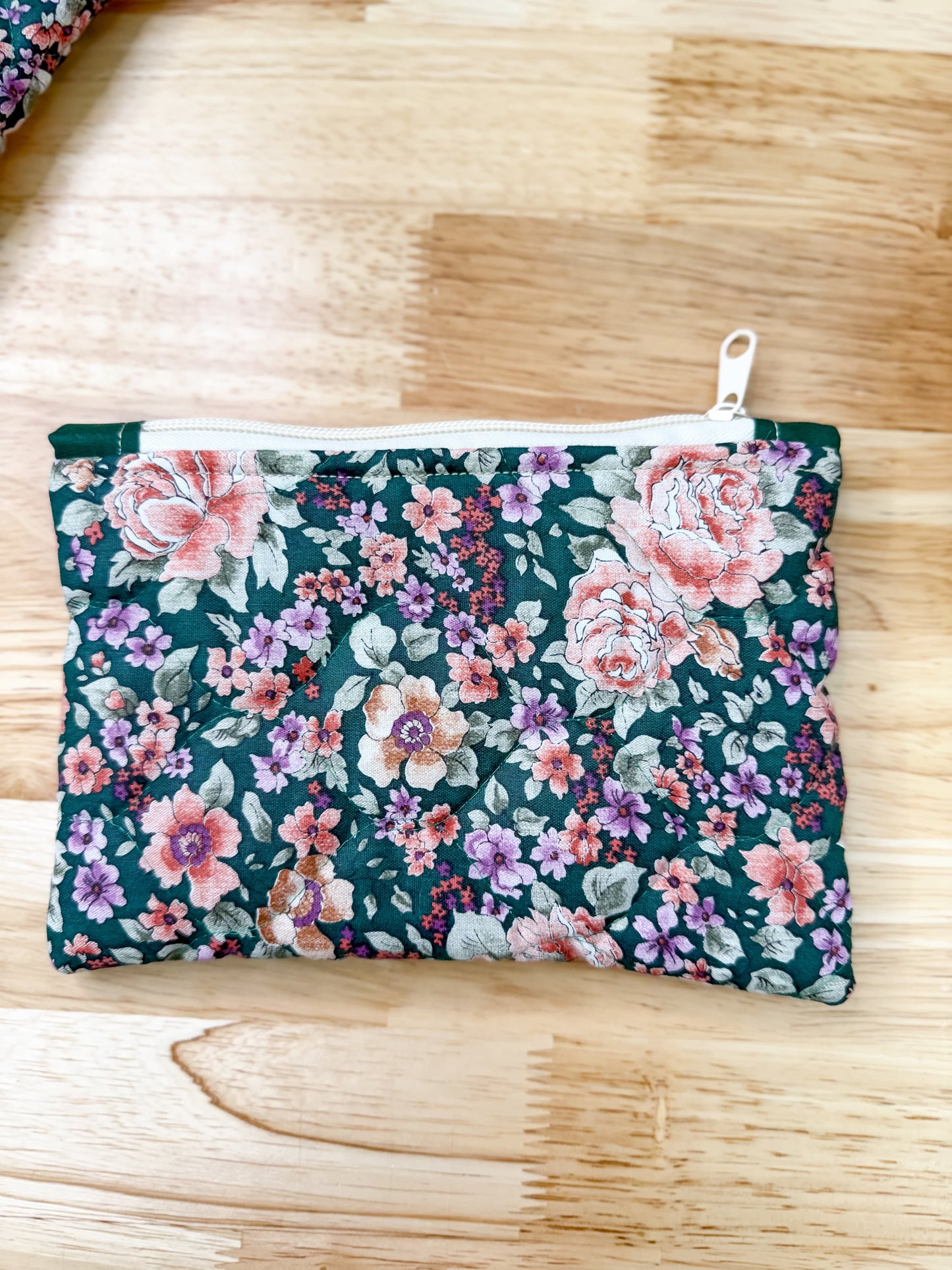 Vintage Quilted Flat Pouch Green Rose