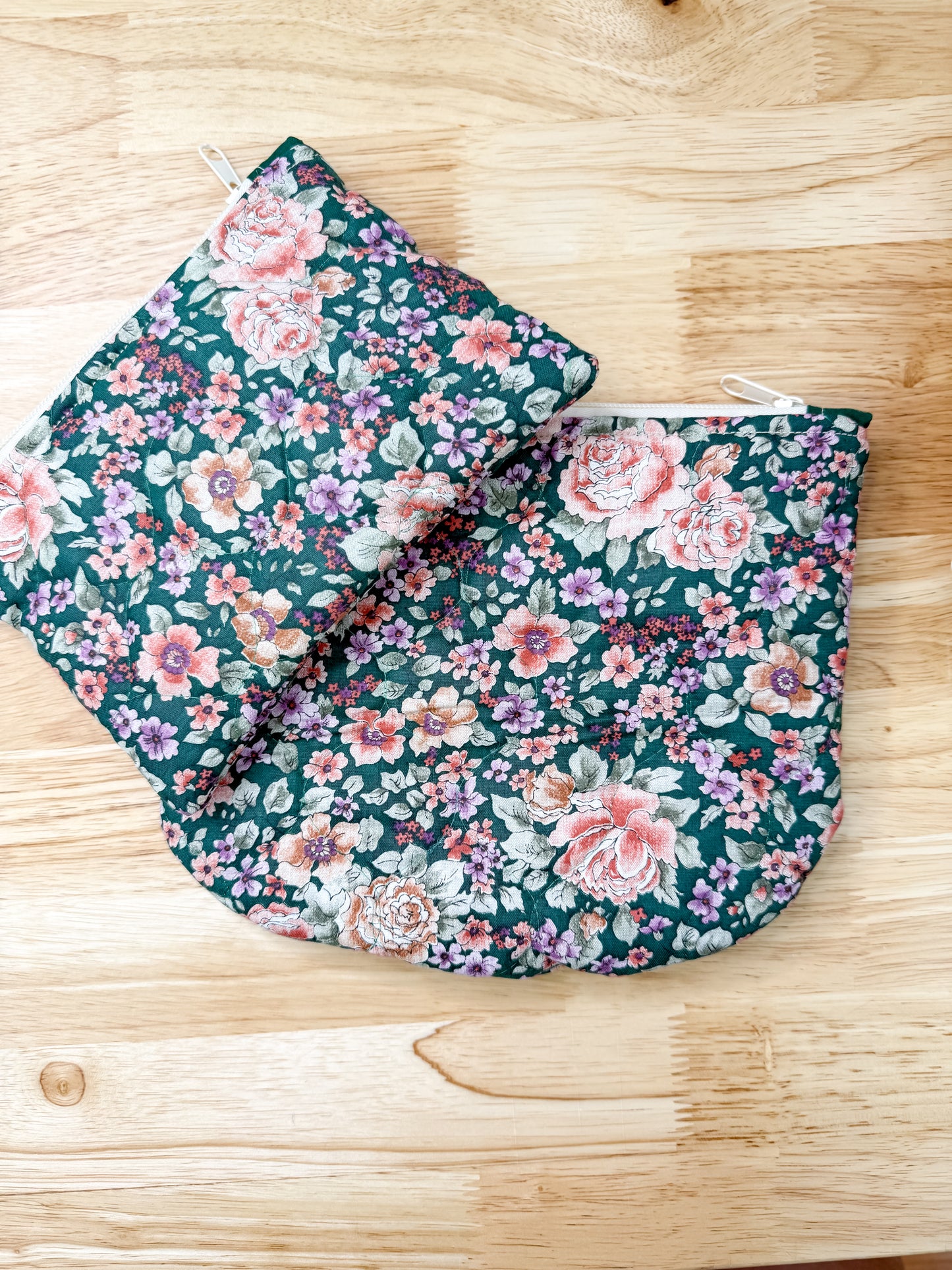 Vintage Quilted Flat Pouch Green Rose