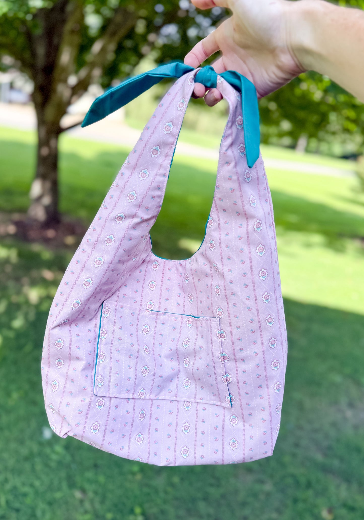 Gigi Slouchy Bag Small Pink Victorian Stripes