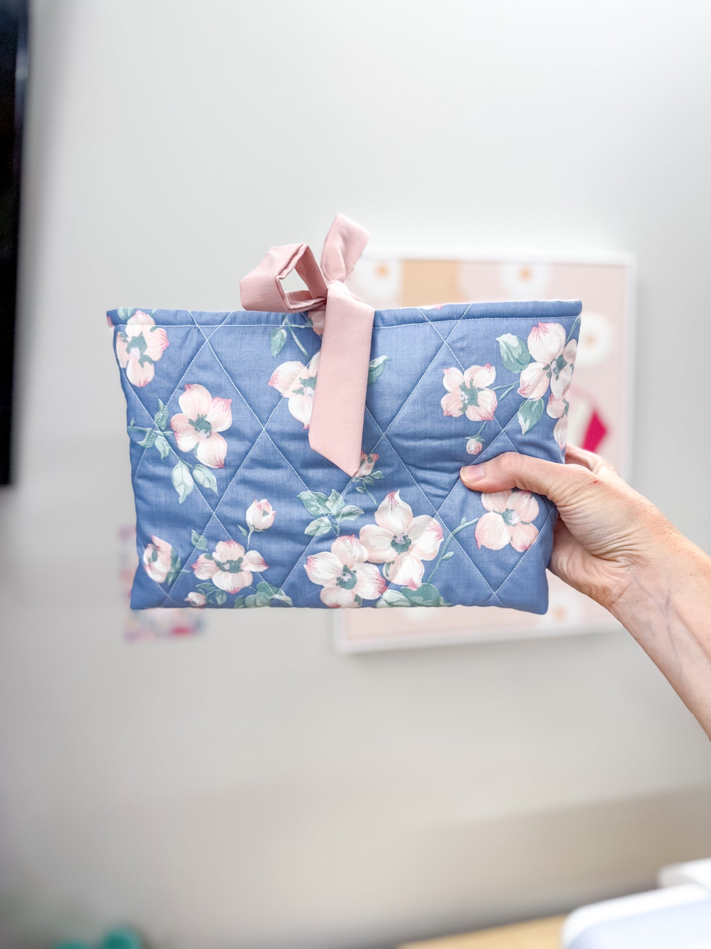 Quilted Book Sleeve w/Bow Tie Closure