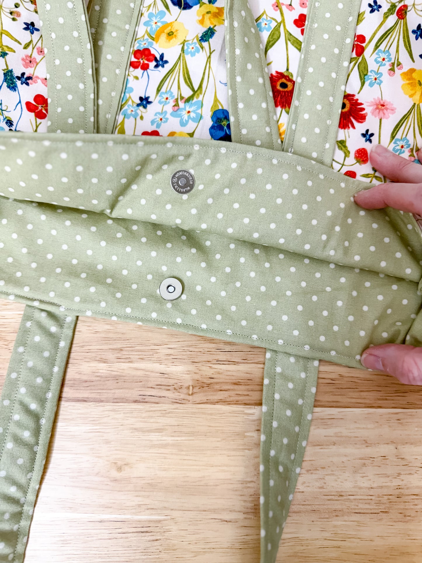 Fall Wildflowers Memaw Medium Pocket Tote Bag