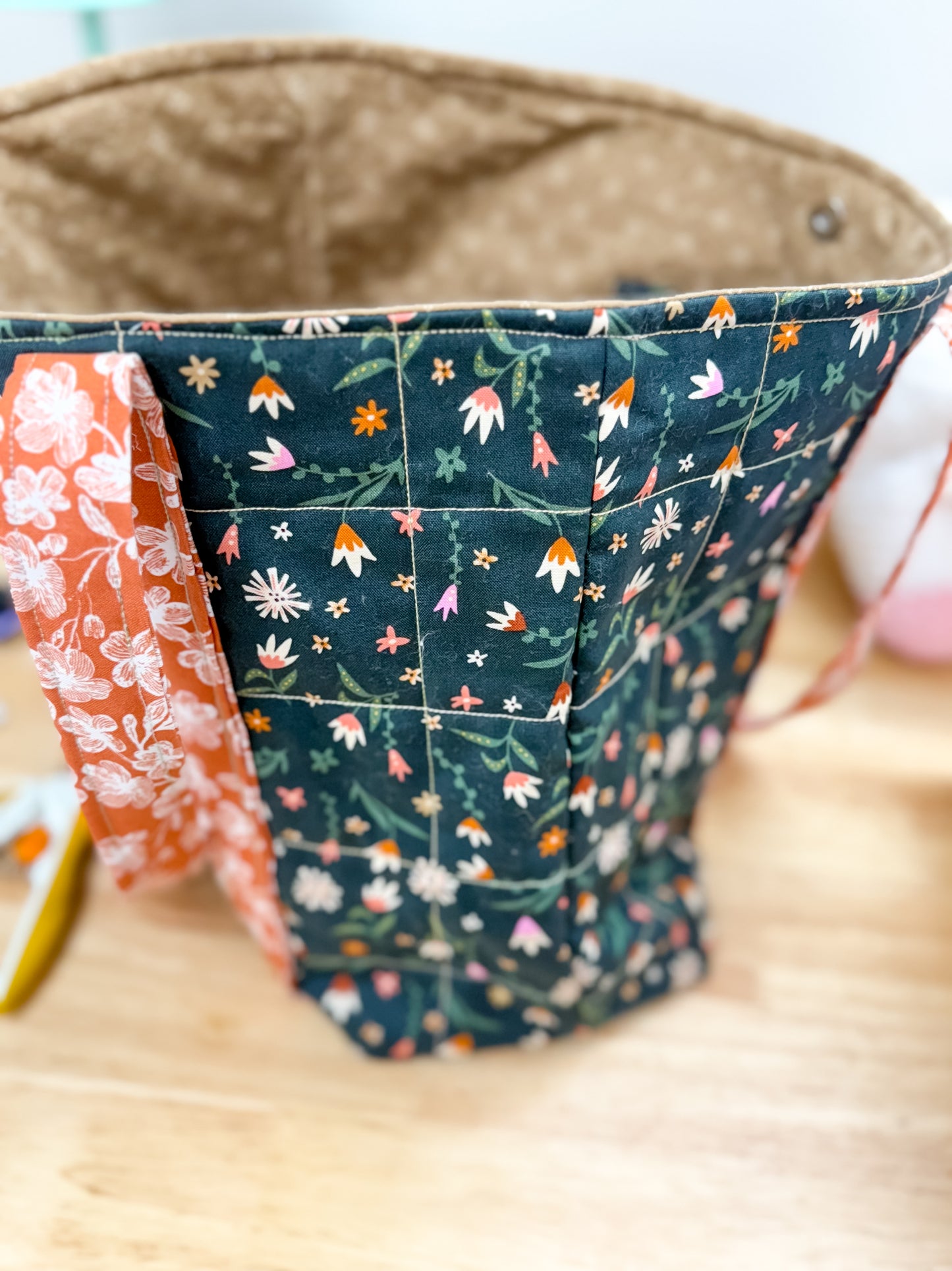Hazel Quilted Tote Bag Fall Green Wildflower