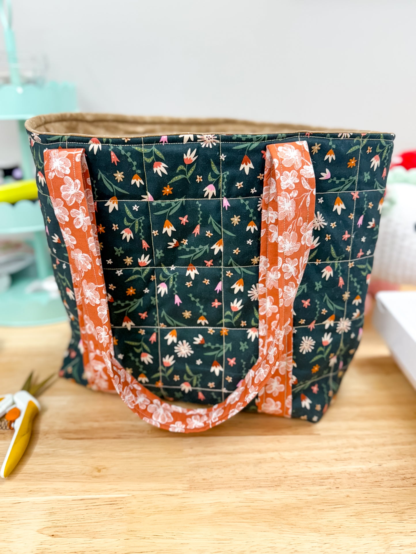 Hazel Quilted Tote Bag Fall Green Wildflower