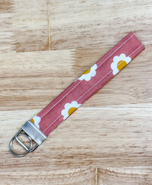 Retro Daisy Quilted Keychain