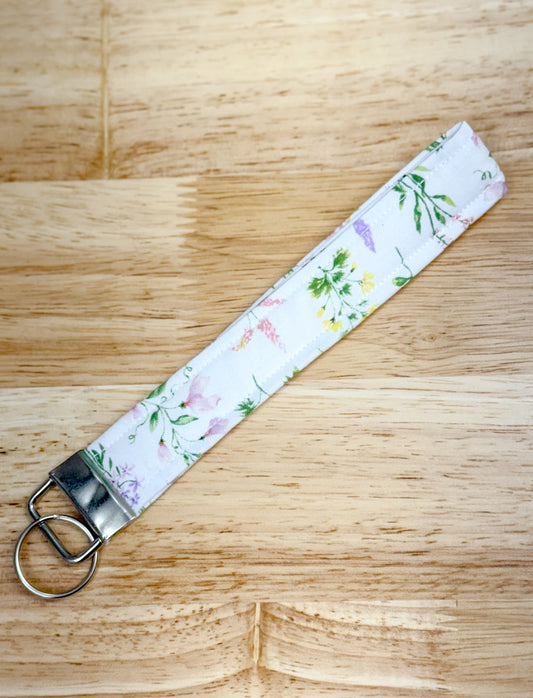 Boho White Wildflower Fabric Quilted Keychain