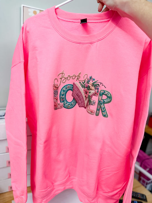 Book Lover Pink Sweatshirt XL