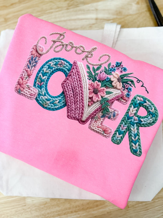 Book Lover Pink Sweatshirt XL