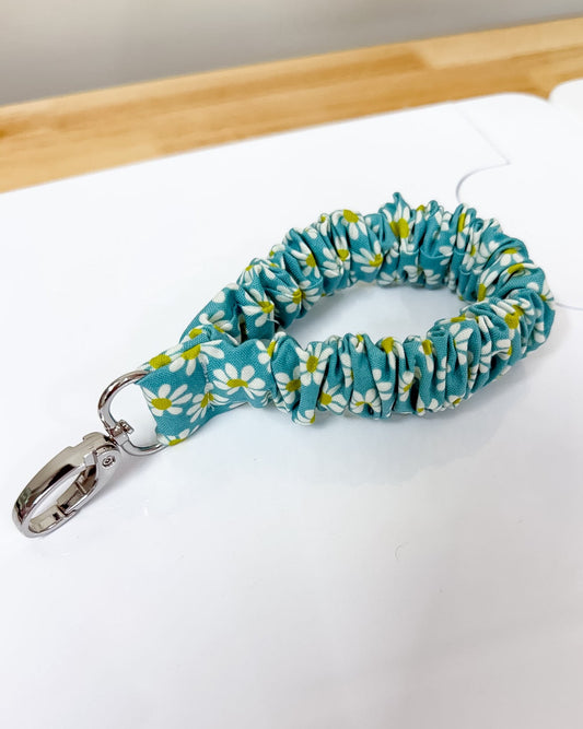 Scrunchie Keychain Wristlet Blue Daisy
