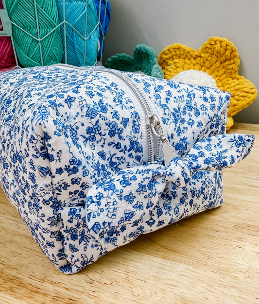 Vintage Blue Floral Large Quilted Boxy Bag