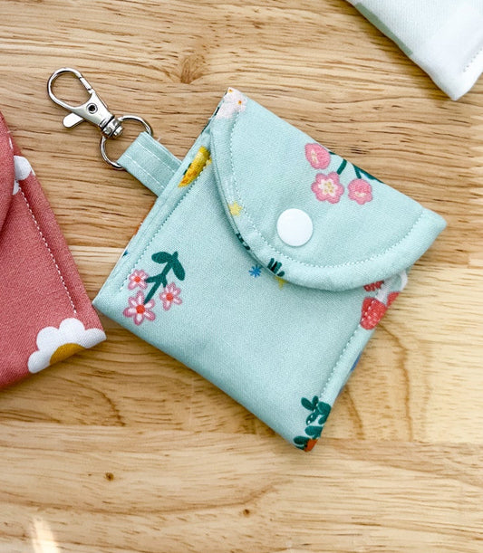 Mint Green Snail Earbuds Case Keychain