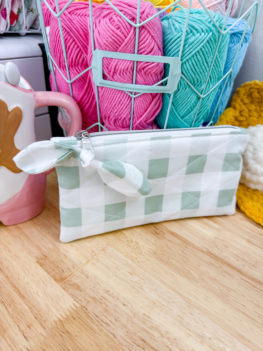 Green Checkered Flat Quilted Bow Pouch