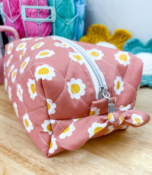 Daisy Quilted Boxy Bow Bag