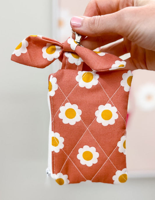 Daisy Quilted Bow Keychain Wallet