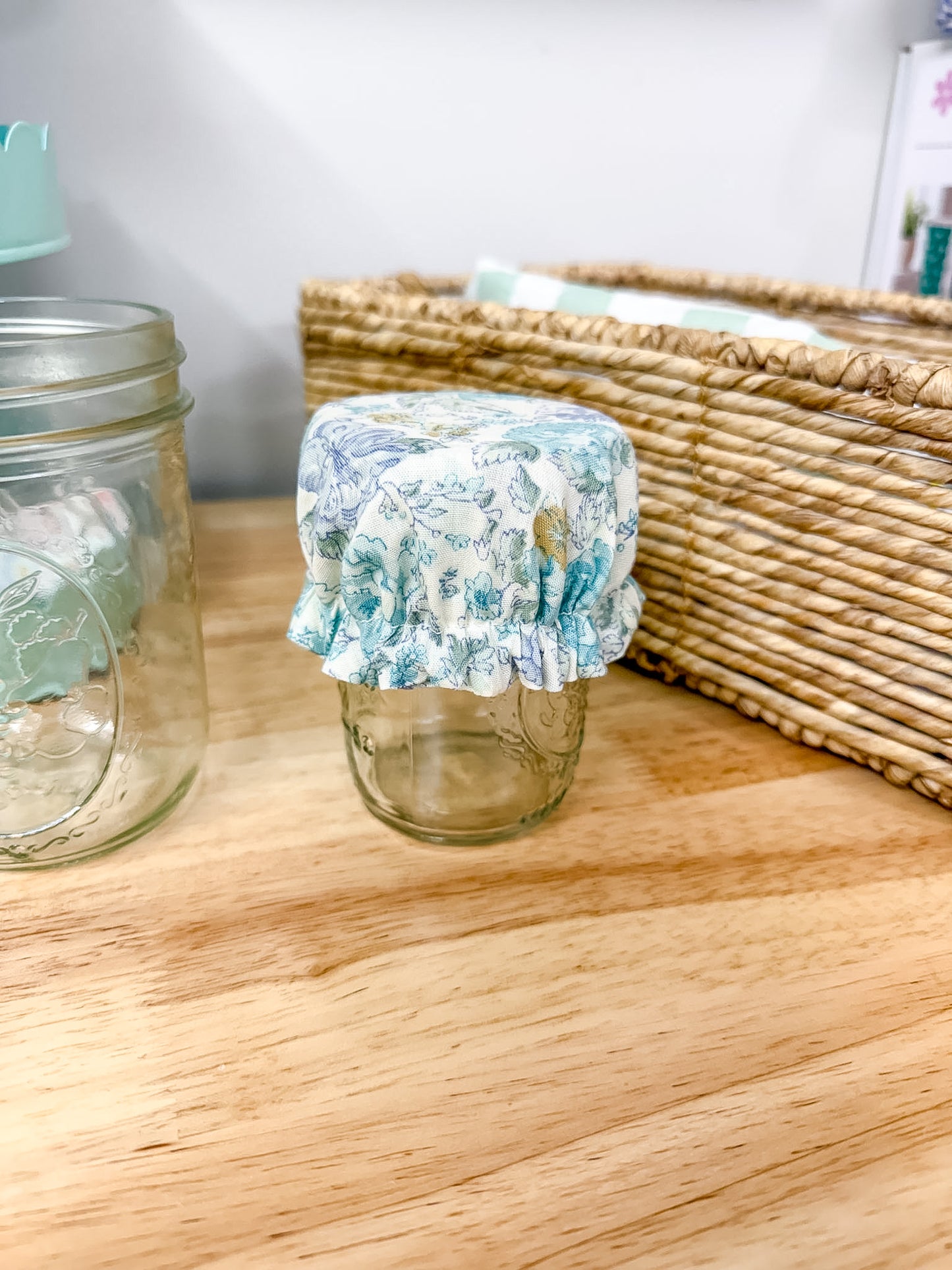Reversible Jar Cover Vintage Blue Rose Floral