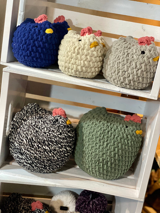 Farmhouse Chicken Decor, Crochet Chickens, Chubby Chicken Decoration