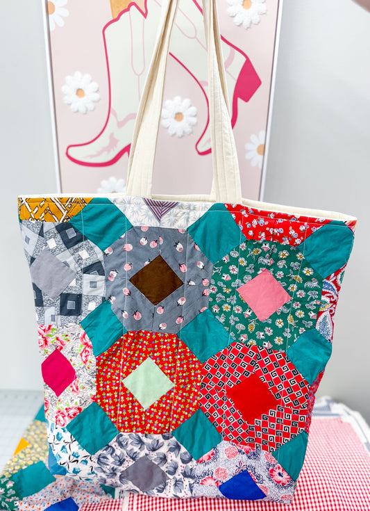 Charlotte Jumbo Quilted Tote Vintage Octagon 3