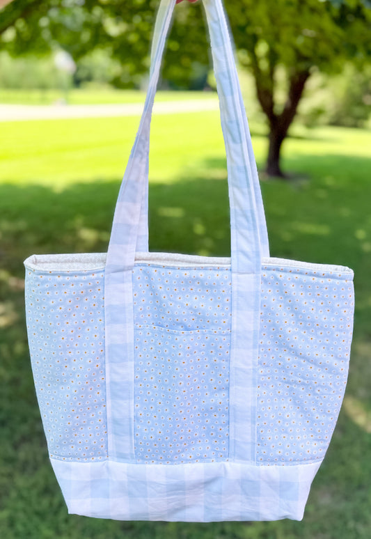 Ditsy Blue Sunflower Memaw Pocket Tote Bag 2 (Medium)