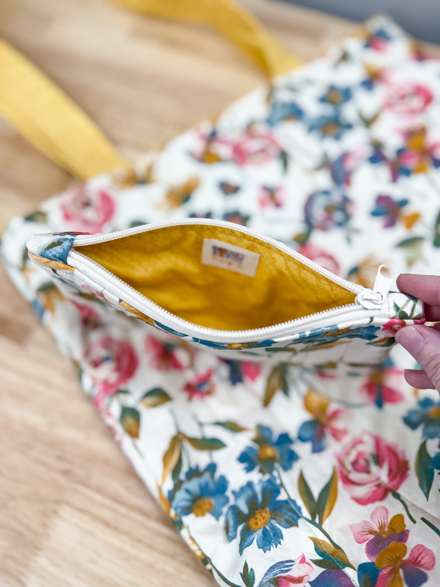 Cottage Wildflower Vintage Charlotte Quilted Tote Bag