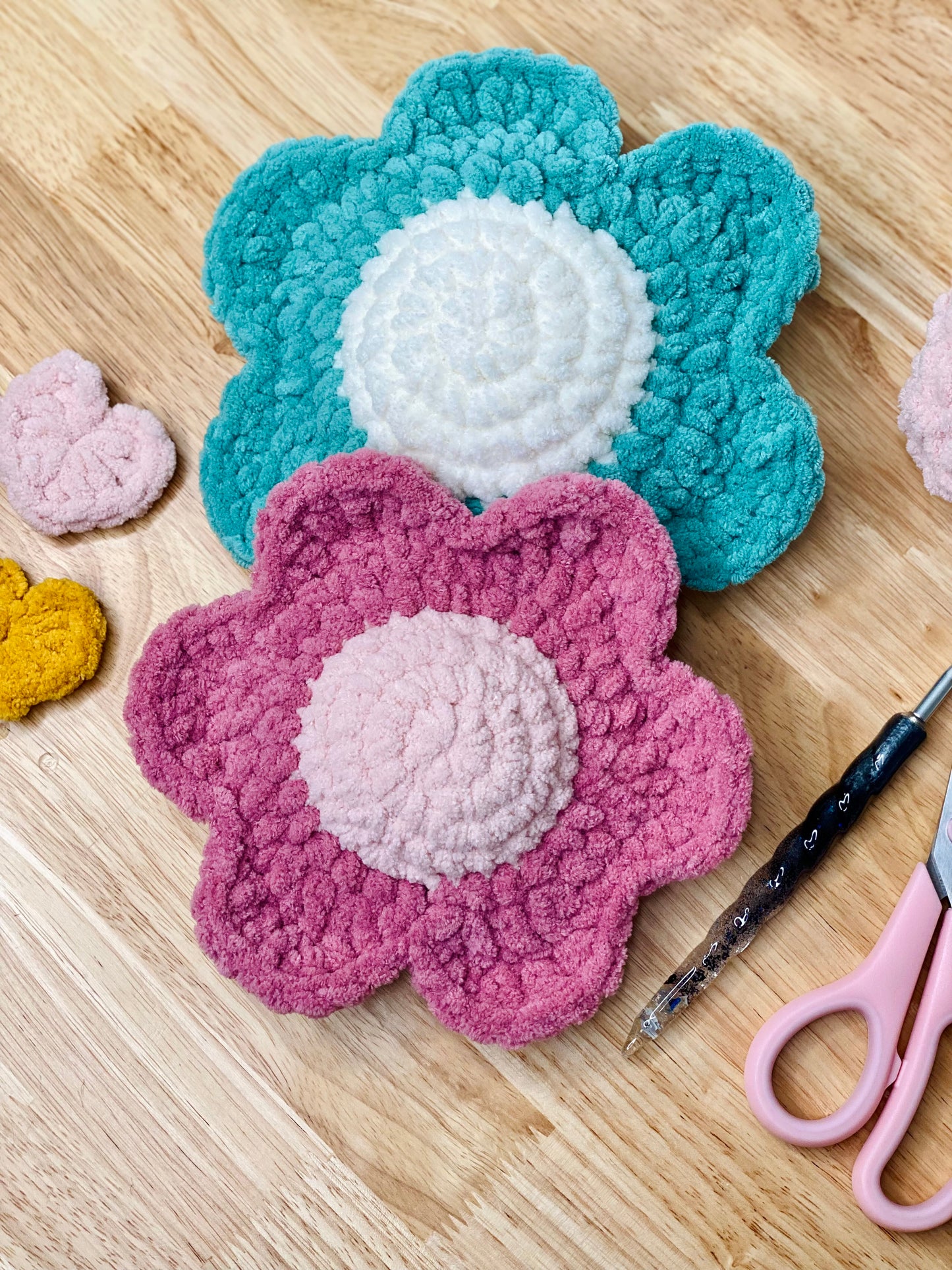 Retro Daisy Plush Decor ~ Set of 2 Blue and Pink ~ Handmade Crochet