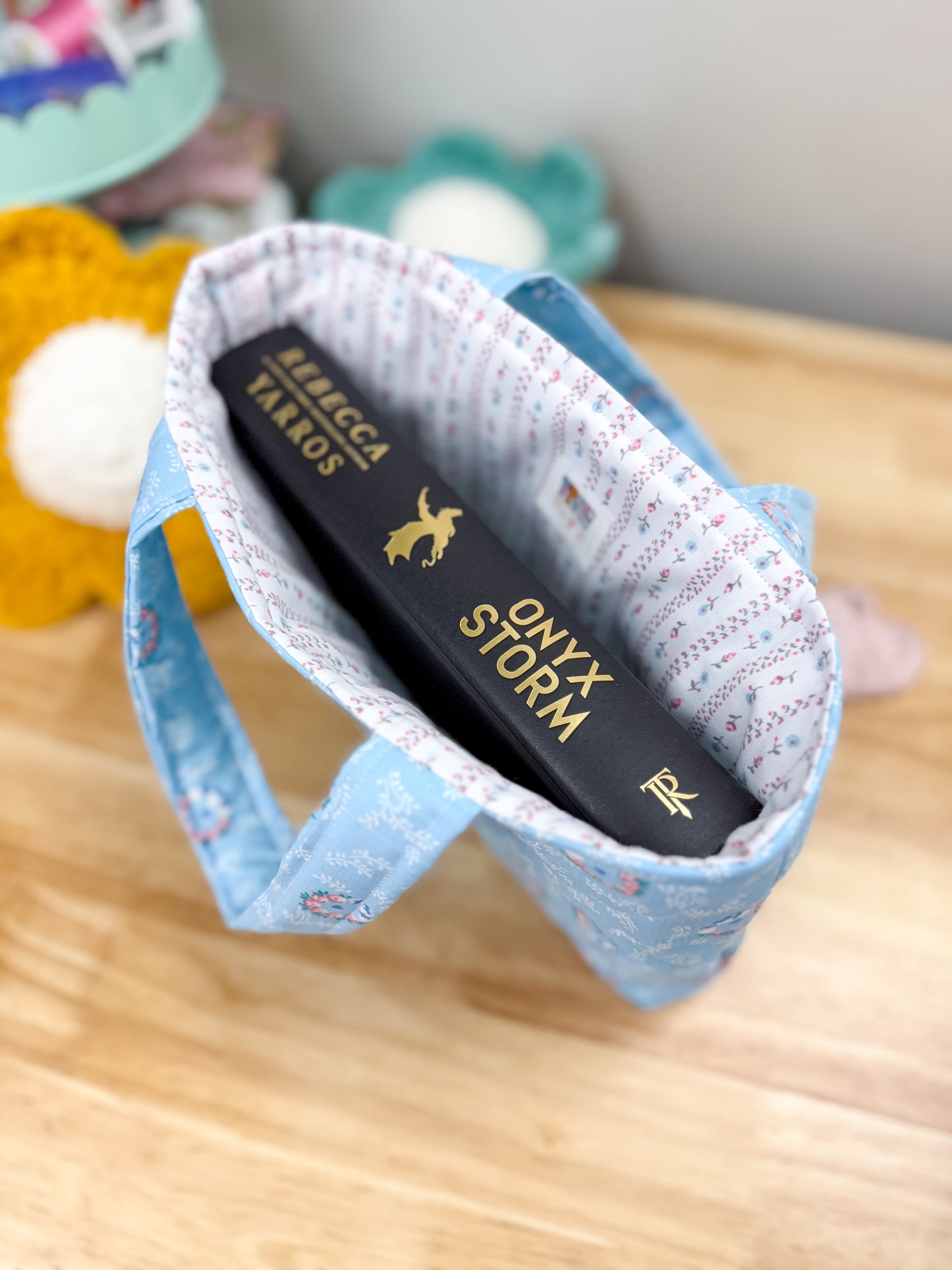 Quilted Book Sleeve with Handles Blue Floral