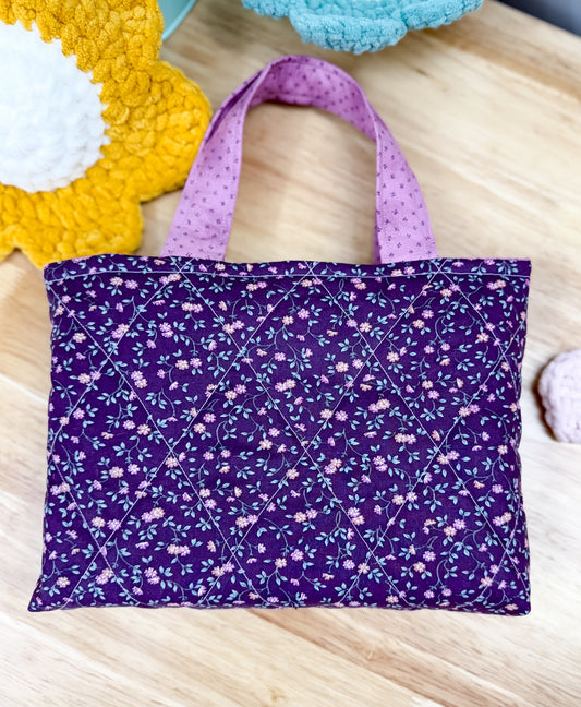 Quilted Book Sleeve w/Handles Plum Purple