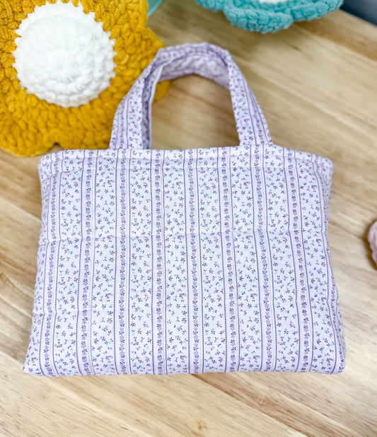 Quilted Book Sleeve w/Handles Ditsy Purple