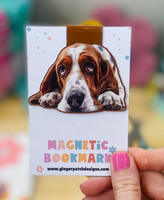 Basset Hound Magnetic Bookmark, Peeking Dog Bookmarks