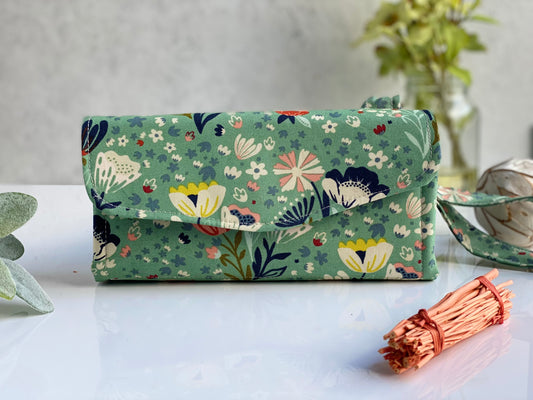Green Floral Clutch Wallet with Keychain